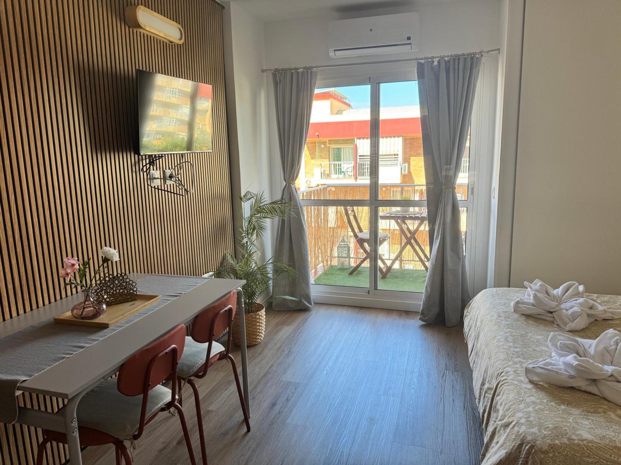 Bythewave Apartments Benalmadena Exterior photo